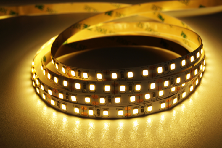 LC-2835-120LED-18W-WW_small.png