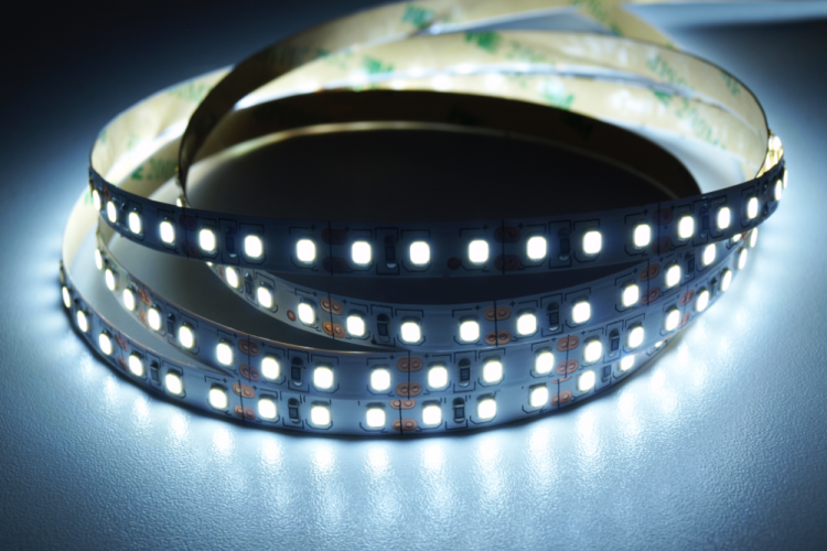 LC-2835-120LED-18W-CW_small.png
