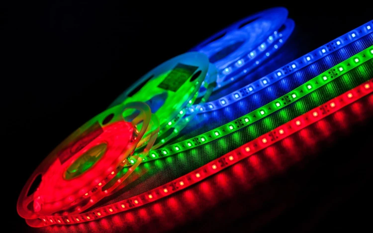 HQ-3528-60LED-6W-R-G-B-Wpcb.jpg